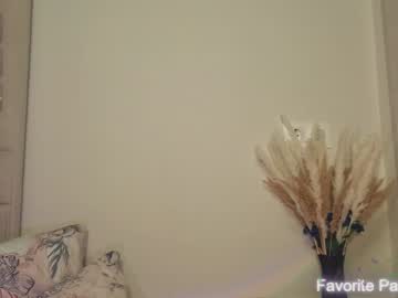 girl
        meghanesse cam image #5439826