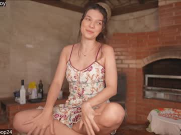 girl
        loollypop24 cam image #2682504