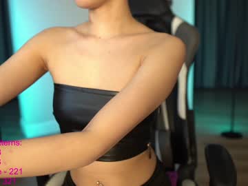 girl
        lindamei cam image #1131289