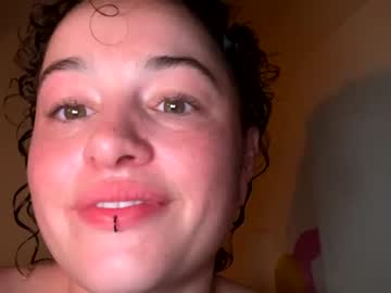 girl
        meowingmilf cam image #2484806