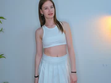 girl
        merciabeer cam image #4046885