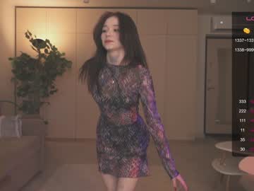 girl
        oki_dokie cam image #2515295
