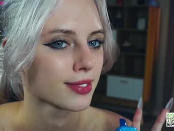 girl
        audreycarvin cam image #4692182