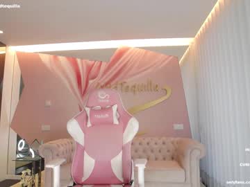 girl
        wildtequilla cam image #1555154