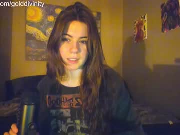 girl
        _modestmouse cam image #3382384
