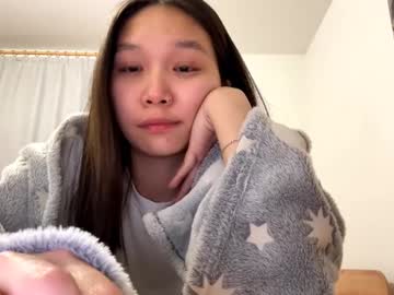 girl
        oracowee cam image #6784521