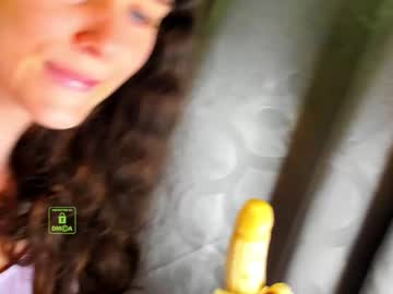 girl
        demurelixir cam image #1254602