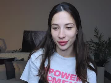 girl
        _sunny_mood cam image #4554582