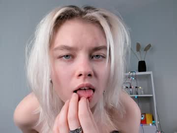girl
        _naked_heart_ cam image #2819872
