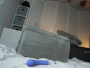 girl
        finleyfae cam image #6288350