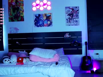 girl
        madnessalise cam image #2368039