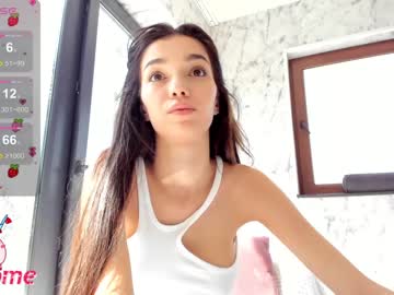 girl
        sassyt33n cam image #4037438