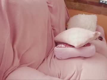 girl
        clementine__ cam image #4180340