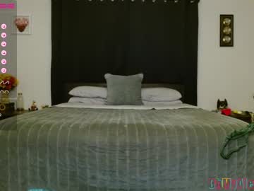 girl
        ohmyalexandria cam image #1490314