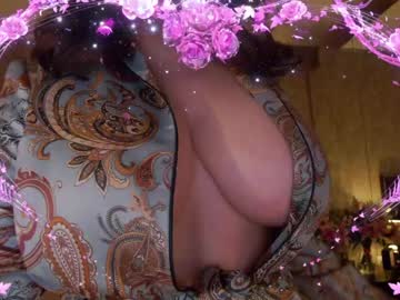 girl
        karrin cam image #4516580