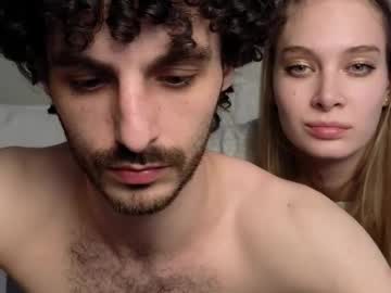 couple
        peachcreamcouple cam image #7008466