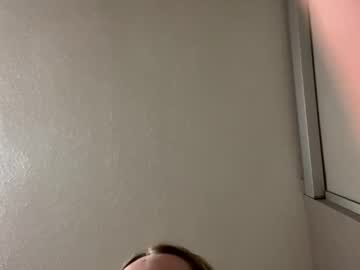 girl
        _ella19 cam image #6053132