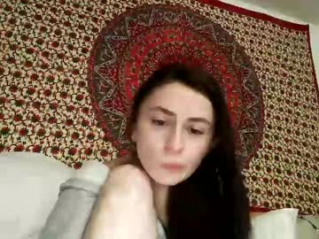 girl
        zoepleasing cam image #6256568