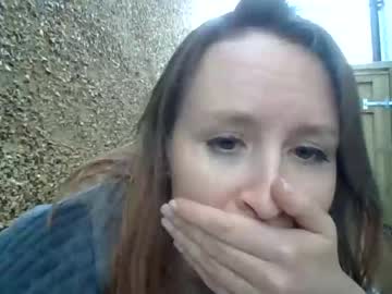 girl
        eatmypie69 cam image #2911521
