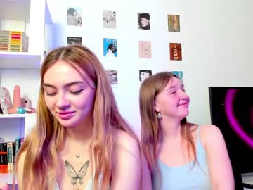 girl
        elizabeth__gray cam image #1358519