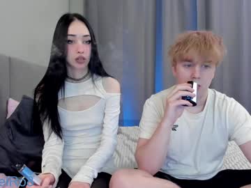 couple
        ariel_rouse cam image #5878314