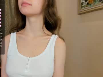 girl
        maryrogersa cam image #2282925