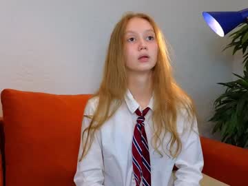 girl
        lizzy_cutie cam image #5058643
