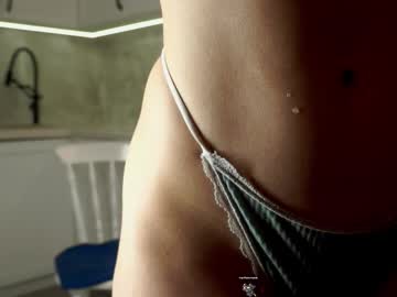 girl
        blissdilley cam image #6615885