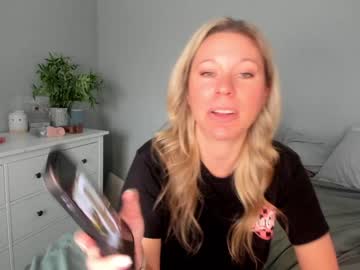 girl
        texas_blonde cam image #1238670
