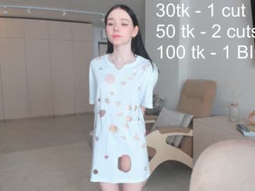 girl
        oki_dokie cam image #1603633
