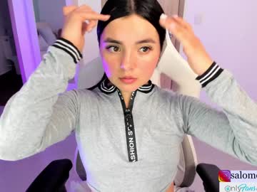 girl
        pavlovacoluccii_ cam image #4653109
