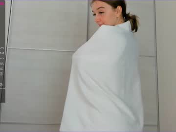 girl
        elizabeth__gray cam image #305286