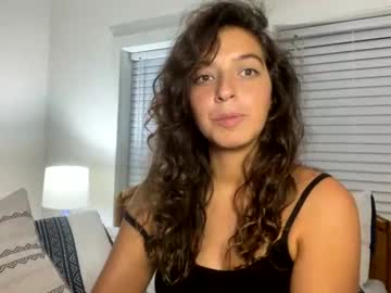 girl
        straightoutthetrailer cam image #4640435