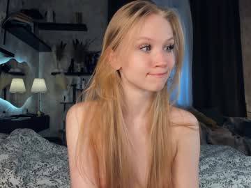 girl
        one_1ove cam image #6779770
