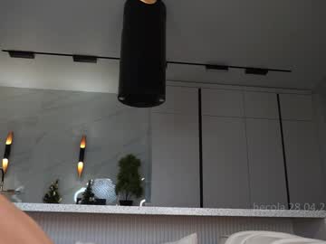 girl
        hecola cam image #6662052