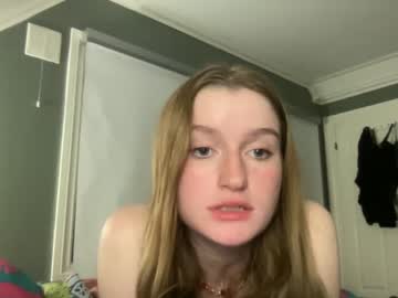 girl
        frecklytaylor cam image #83106
