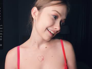 girl
        ventetta_tao cam image #2371622