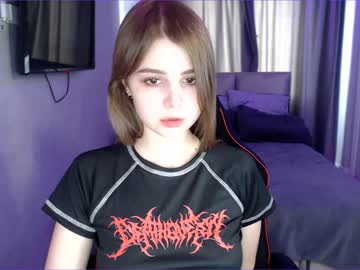 girl
        tripleprinces cam image #2386192