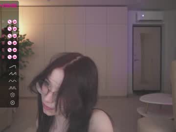 girl
        oki_dokie cam image #2185252