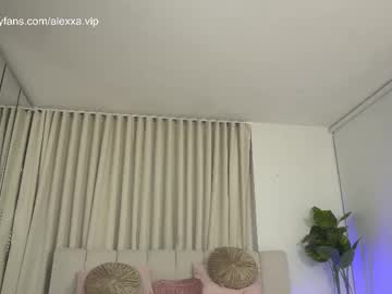 girl
        alexxa_dz cam image #6657215