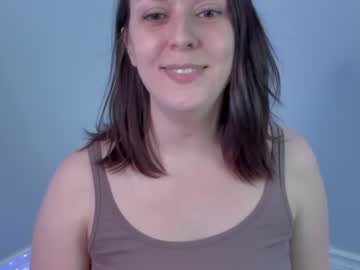 girl
        realcanada cam image #1002018