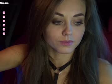 girl
        lettymoa cam image #1340967