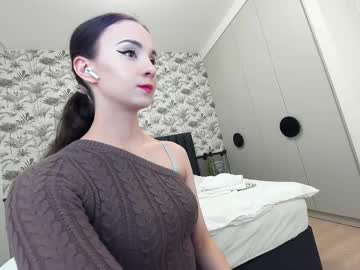 girl
        ehotlovea cam image #6118361