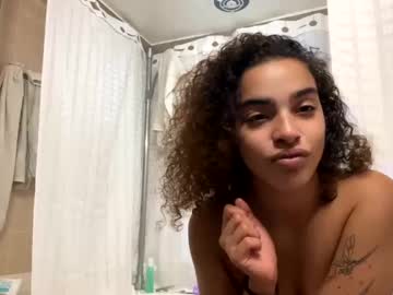 couple
        dreamslifeofficial cam image #4710456