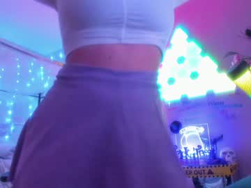 girl
        butterybubblebutt cam image #90685