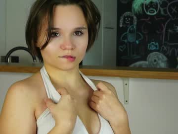 girl
        primrosecolemanf cam image #5519192