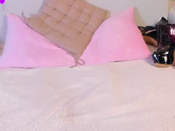 girl
        pussylovekate cam image #6546799