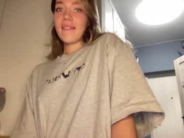 girl
        angel_from_sky cam image #2708685