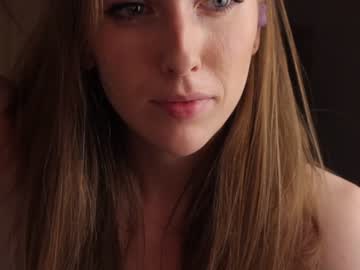 girl
        crazyhotrussian cam image #919407