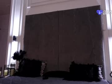 girl
        miladenver cam image #5223199